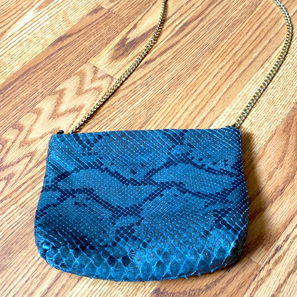 Black and gray handbag